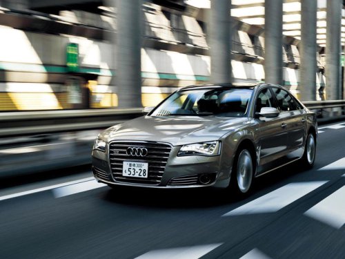 アウディA8 L W12 クワトロは伝統的な価値観へのアンチテーゼだった【10年ひと昔の新車】