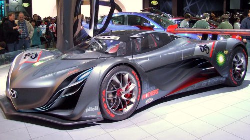 The 10 Ugliest Concept Cars We’re Glad Never Made It &amp; 10 That Looked Incredible