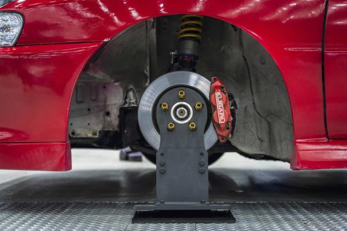 約29万円の激安フロントリフター登場！ 2年連続出展の4x4エンジニアリングも注目…WEKFEST Japan 2025