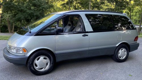 Toyota, Toyota's Most Overengineered Car In The 90s Looked Like A Jellybean
