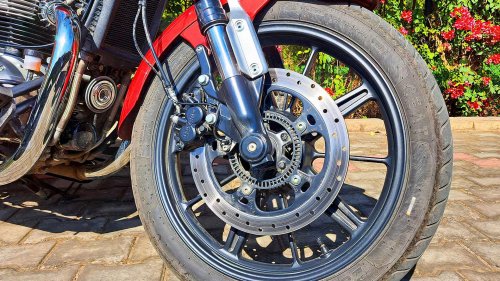 The best beginner-friendly bike for riding 80 mph all day