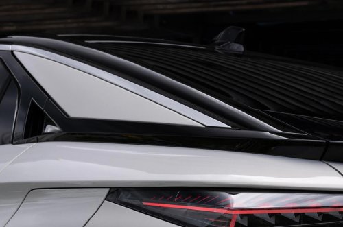 DS, Mercedes, BMW, Análisis del DS No8: ¿puede una autonomía de 750 km seducir a los conductores de Mercedes y BMW?