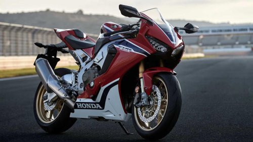 10 Hacks For Touring On A Superbike In The Summer