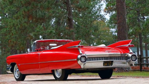 10 Classic Cars That Never Go Out of Style