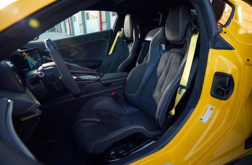 Hardcore Vette: 2025 Chevrolet Corvette ZR1 Tested