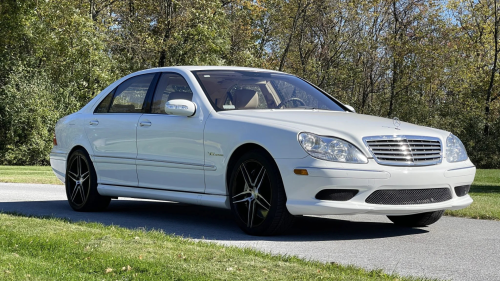 Mercedes, The V12 Mercedes that hid 738 lb-ft of torque