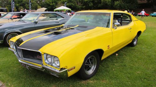 8 muscle cars that terrified insurance companies in their prime