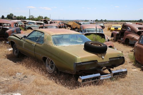 Las joyas de la chatarra de Jim's Vintage Automotive, Idaho