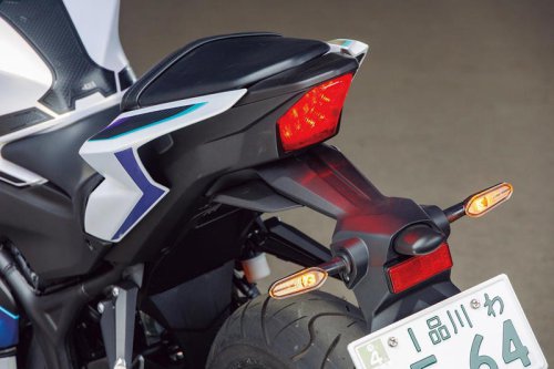 【レビュー】ヤマハ新型「YZF-R25」インプレ｜2025年モデルはデザイン一新！ 精悍さを増したフォルムに進化