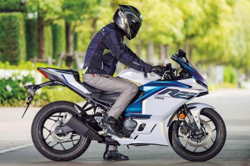 【レビュー】ヤマハ新型「YZF-R25」インプレ｜2025年モデルはデザイン一新！ 精悍さを増したフォルムに進化