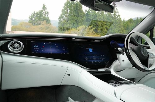メルセデス･マイバッハ｢EQS680 SUV｣衝撃の走り
