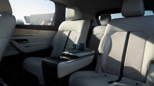 Mazda, Mazda CX-90, PHEV, Mazda CX-90 PHEV: Bridging the gap between mainstream and luxury