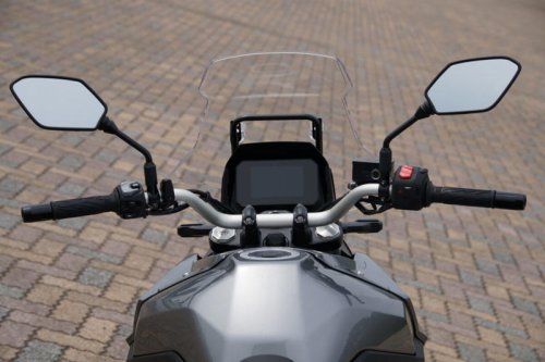 自分に合った1台を探せ！ Vストローム250／650／800【スペック・足つき・取りまわし編】