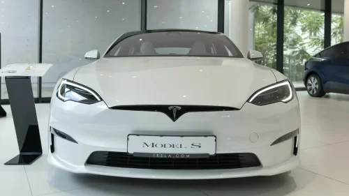 16 great cars everyone should drive at least once in their life