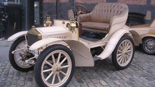 20 First Vehicles Produced By Different Car Brands