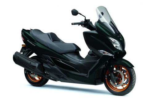 Suzuki Burgman 400 2026: Nuevas colores, motor eficiente y gran Comodidad