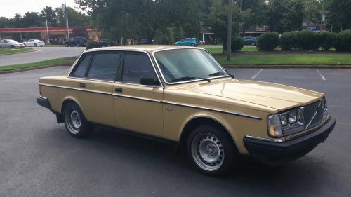 Top 10 Sedans That Refuse To Die