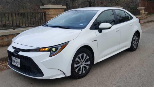 Top 10 Sedans That Refuse To Die