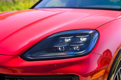 View Exterior Photos of the 2025 Porsche Cayenne GTS