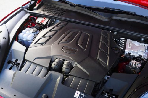 View Exterior Photos of the 2025 Porsche Cayenne GTS