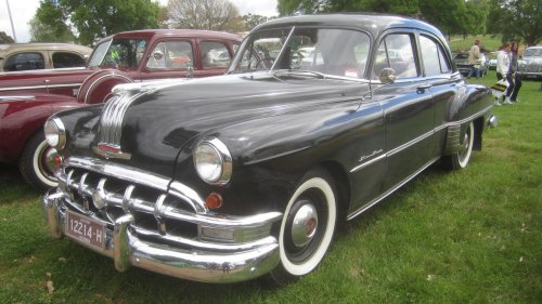 Classic Cars Powered by Straight-8 Engines