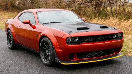 Modern Muscle Cars with Manual Transmissions