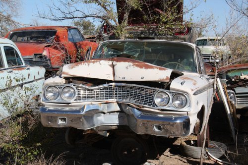 The Junkyard Discoveries of Roswell, New Mexico