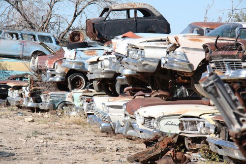 The Junkyard Discoveries of Roswell, New Mexico
