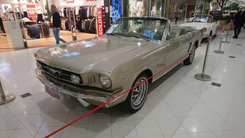 20 Vintage Cars Every Collector Dreams Of Owning