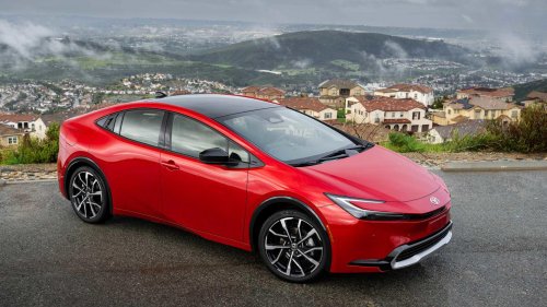 Toyota, The Toyota hybrid that’s suddenly becoming a sales dud