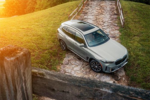 2025 BMW X5 Photo Gallery