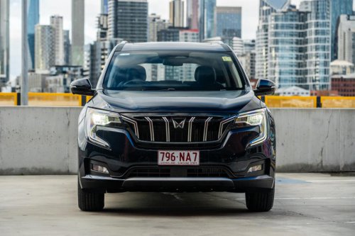 2025 Mahindra XUV700 AX7L vs Nissan X-Trail ST-L comparison: Spec battle