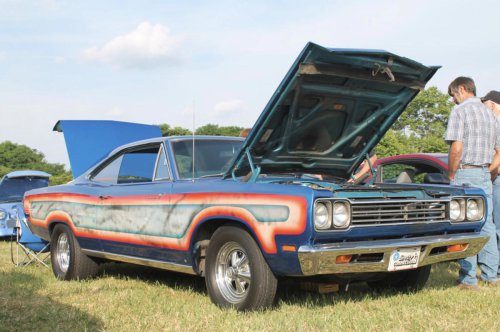 22 70s Muscle Car Paint Jobs That Get Your Attention