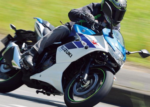 【レビュー】スズキ「ジクサーSF250」インプレ（2025年）優美なフルカウルの油冷オールラウンダー！