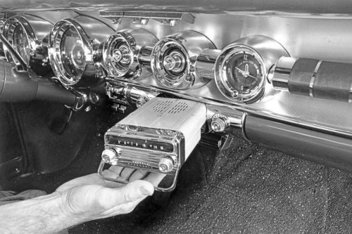 View Photos of the 1958 Pontiac Bonneville