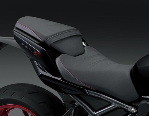 【2026新型速報！】GSX-8シリーズにネオレトロのスポーツネイキッド2モデルが誕生！ スズキ「GSX-8T」「GSX-8TT」