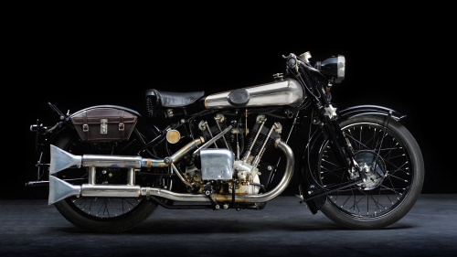10 Vintage Motorcycles That Still Turn Heads Like A Supermodel