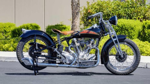 10 Vintage Motorcycles That Still Turn Heads Like A Supermodel