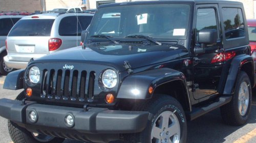 10 Cars With Poor Visibility &amp; 10 Worth Complimenting