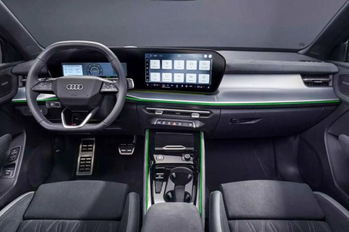 「ボタンもレバーも捨てた！」アウディ、新型Q3でインテリア革命へ…光とAIが導く“未来仕様のSUV”
