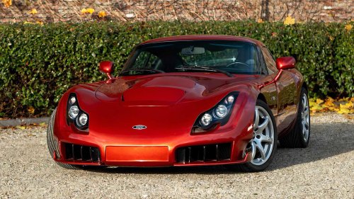 TVR Sagaris: 400-HP British sports car with no electronic aids