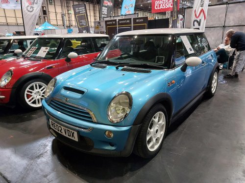 The Most Iconic Cars From The Early 2000s