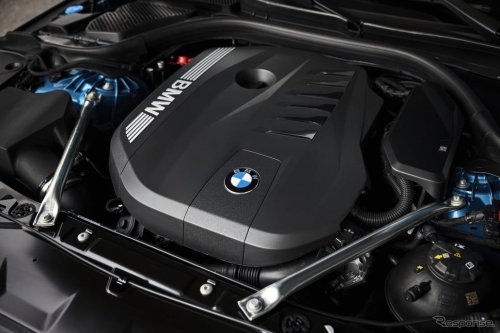 BMW『5シリーズ』の本質を表現した「540i xDriveレガシィエディション」カナダ限定で登場
