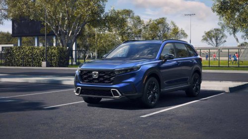 2019 Porsche Cayenne vs. 2026 Honda CR-V: A used luxury bargain