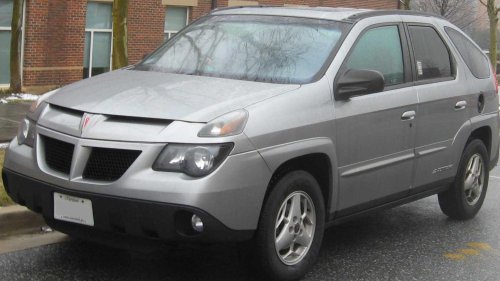 20 Cars That Are Still Popular Despite Their Bad Rap