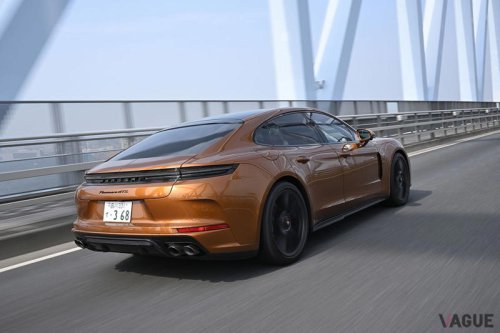 500馬力の「高級ラージセダン」ながら“ポルシェらしさ”濃厚！ 4リッターV8ターボ搭載の「パナメーラGTS」は“抜群に楽しい”けれど“極めて快適”