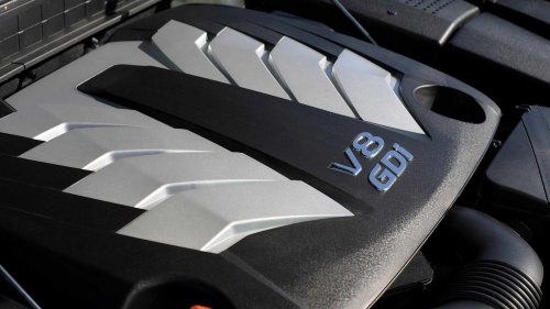 The 2016 Hyundai Equus is a luxury sedan for less than a new Camry