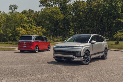 Hyundai, Which Is the Better Three-Row EV, the VW ID.Buzz or the Hyundai Ioniq 9?