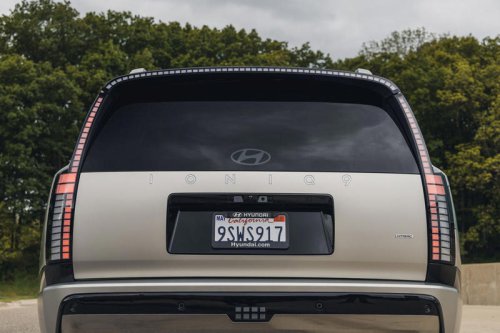 The 2026 Hyundai Ioniq 9 Keeps the Pixel Look Going