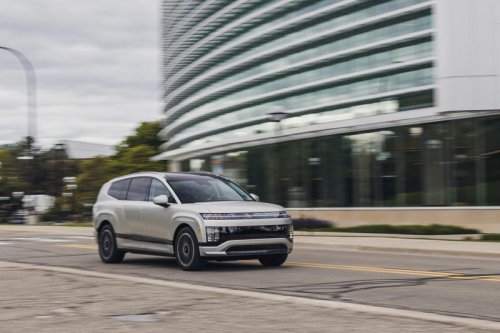 The 2026 Hyundai Ioniq 9 Keeps the Pixel Look Going